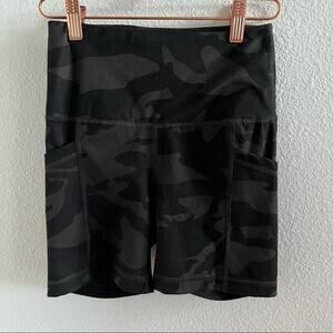 Yogalicious Lux Dark Camo Tights Shorts Bike Short XS